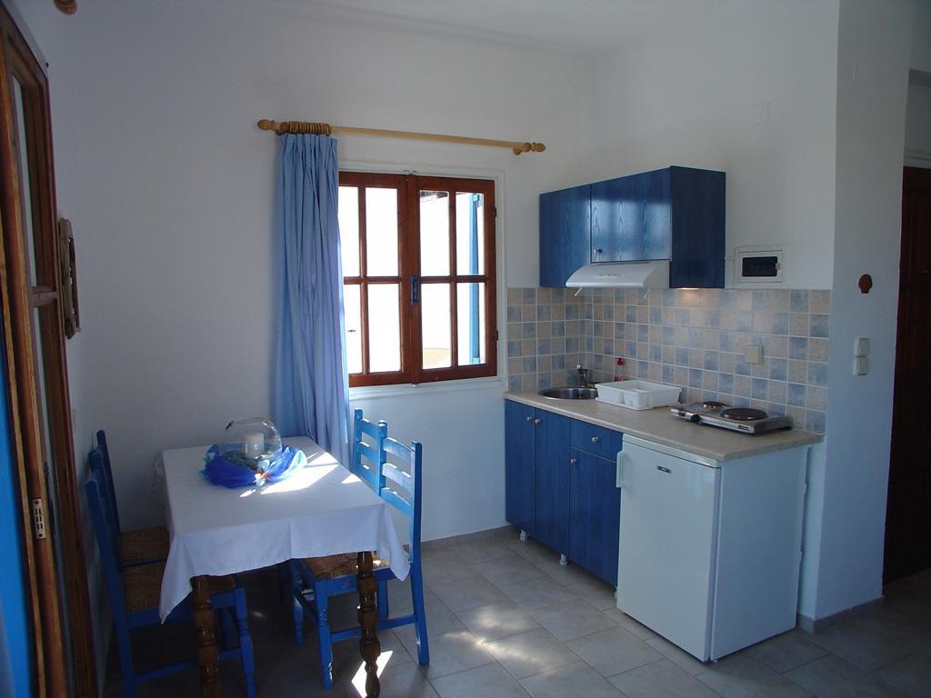 Agnanti Hotel Adamantas  Exterior photo