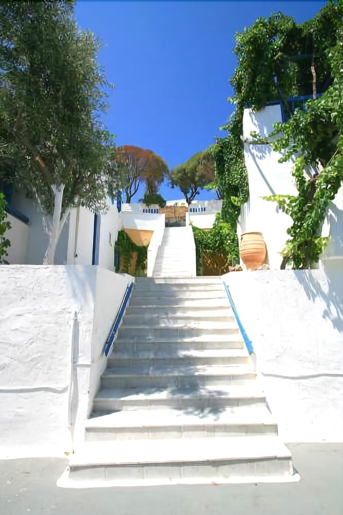 Agnanti Hotel Adamantas  Exterior photo