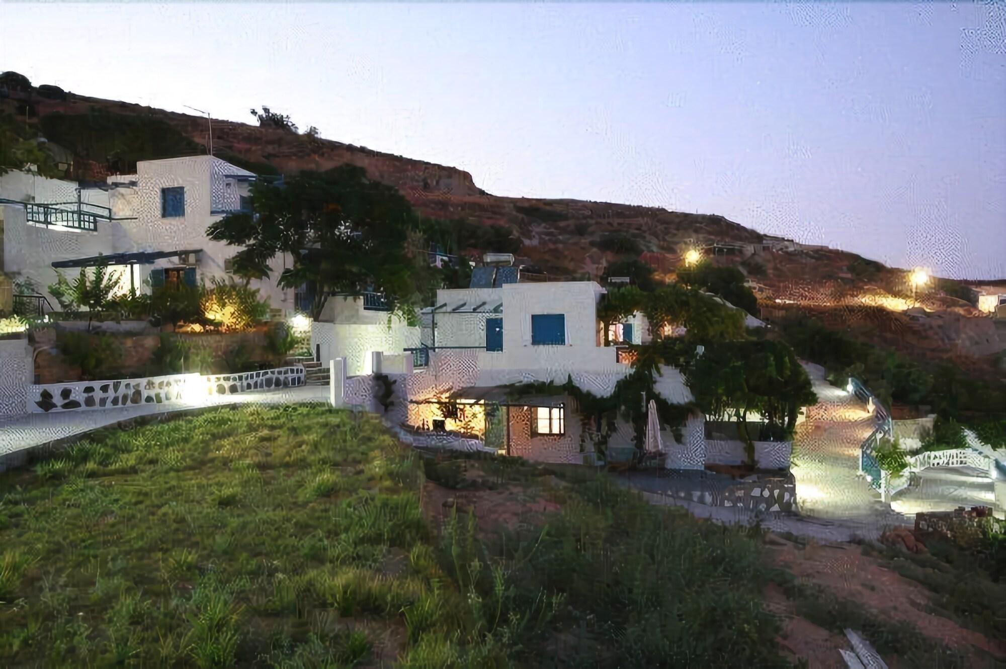 Agnanti Hotel Adamantas  Exterior photo